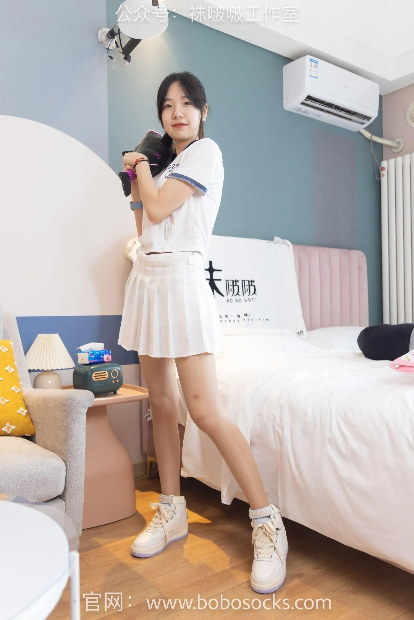 [BoBoSocks袜啵啵]NO.096 小甜豆-板鞋、白棉袜、油亮肉丝 [145P]插图